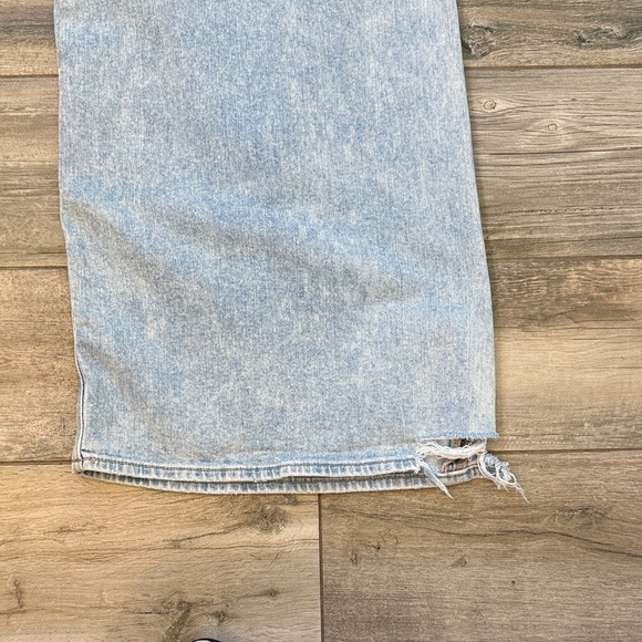 AE Super High-Rise Ultra Wide Leg Jeans - Picture 7 of 11